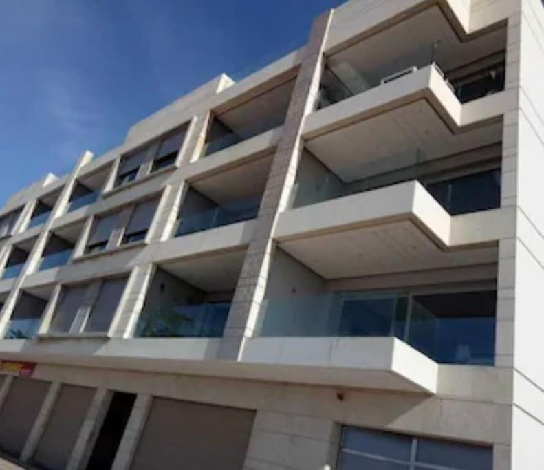 De Luxe En Face A La Appartement